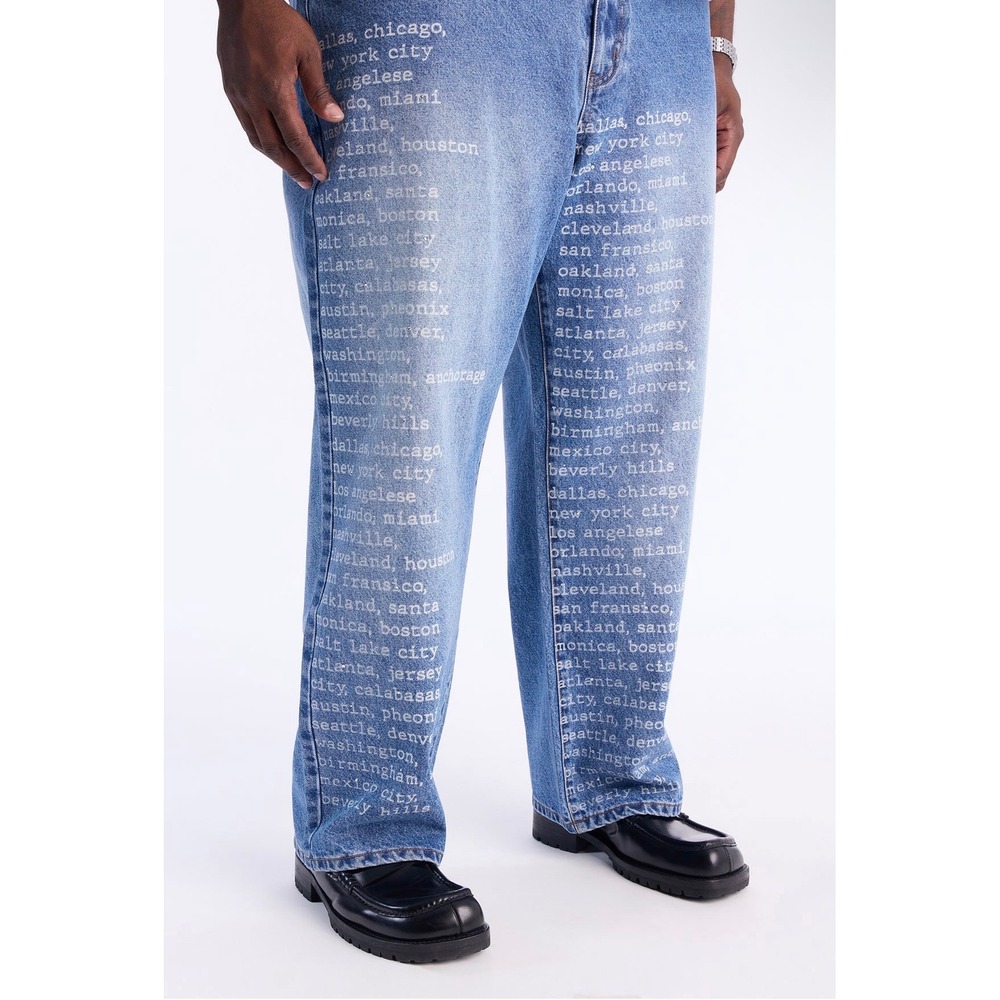 Fashion Nova Mens 36 Blue City Text Print Rhinestone Detail Straight Leg Jeans